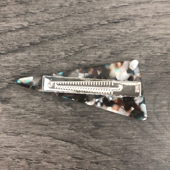 Cost Plus World Market triangle hair clip. - Picture 6 of 7